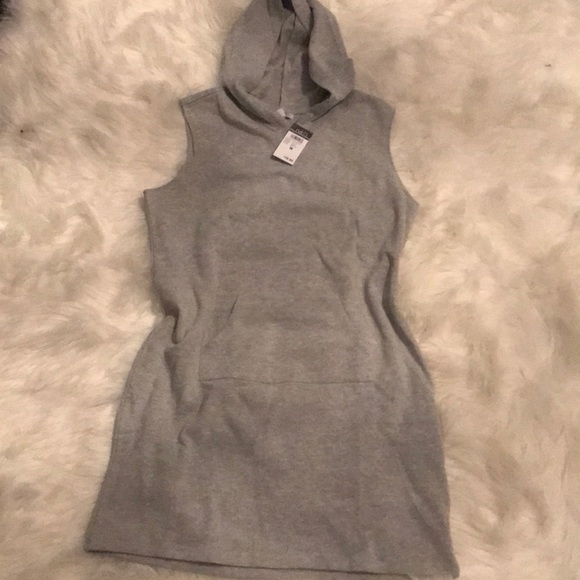 Rue21 Tops - 💕NWT SLEEVELESS HOODIE TUNIC💕